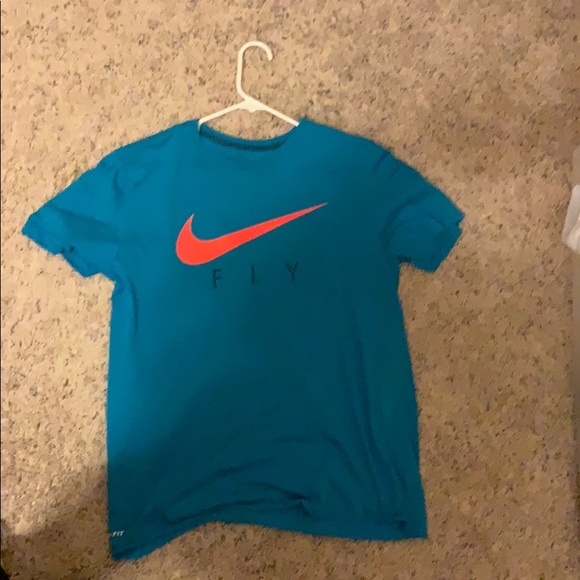 Nike signature shirt - Picture 1 of 1
